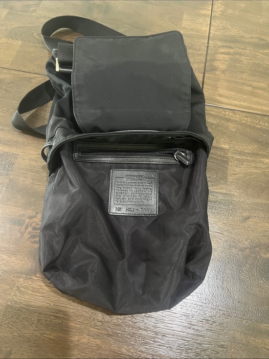 burgundy coach backpack Crosby 28 - - Leather Deep Blue Marine DH-2 Color:Space Cadet - Trickle Tackle Custom the bubbler corner filter Refined pebble leather and